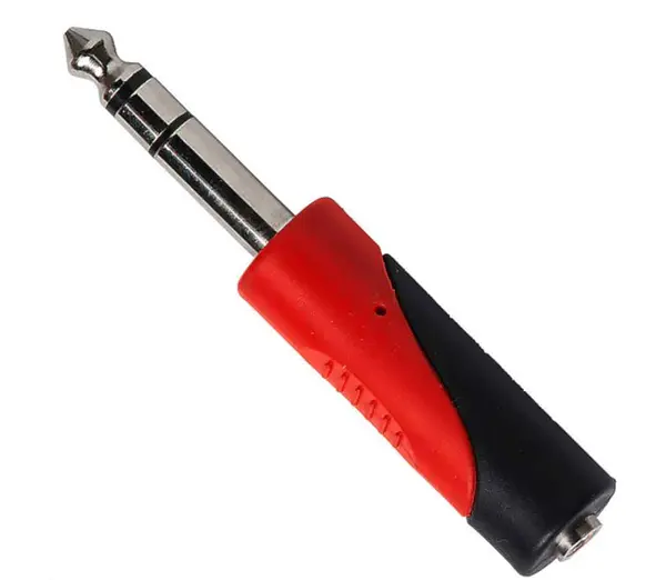 Adaptador Roxtone Rpan240 1 Plug 1/4 Estereo X 1 Jack 3.5mm Estereo