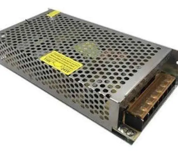 Fuente De Voltaje Metalica 12vdc 15amp