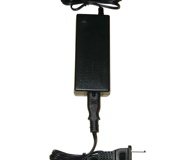 Adaptador 15v 1.5 Amperios