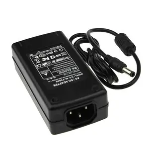 Adaptador 12 Voltios - 5 Ameperios Polaridad Positivo